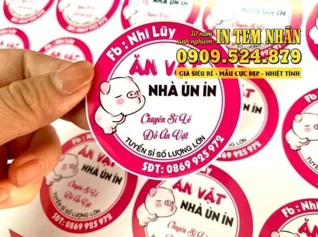 Mẫu Tem Nhãn sỉ ăn vặt Nhà Ủn Ỉn